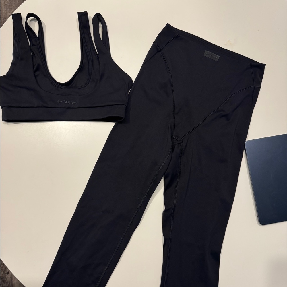 Nike x Skims set